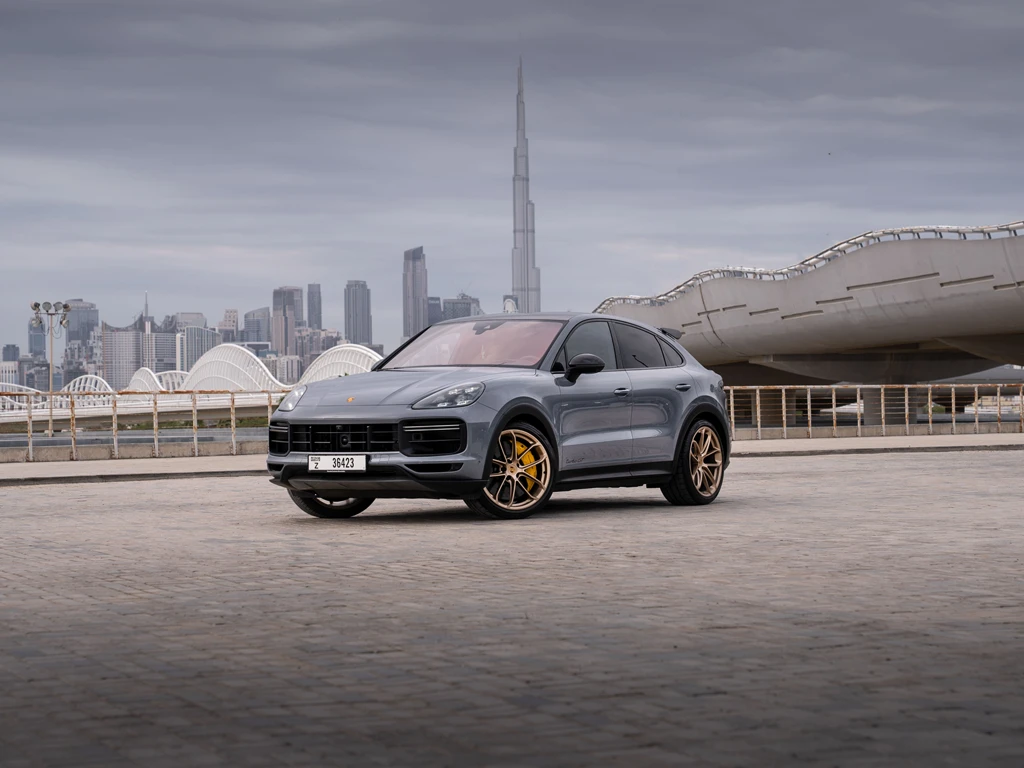 Porsche-Cayenne-Turbo-GT-1